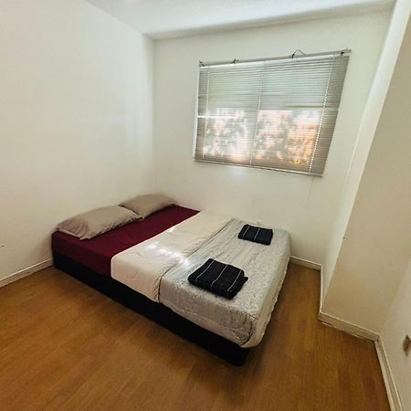 M4- Couple Friendly Romantic Room Next To Airport, Missisauga Downton Mississauga Bagian luar foto